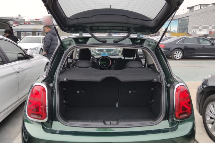 Used MINI MINI 2018 1.5T COOPER Classic Edition
