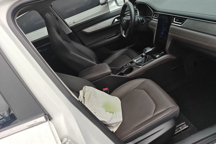 Used JAC Group J7 2020 1.5T CVT Elite Model Right Front Seat