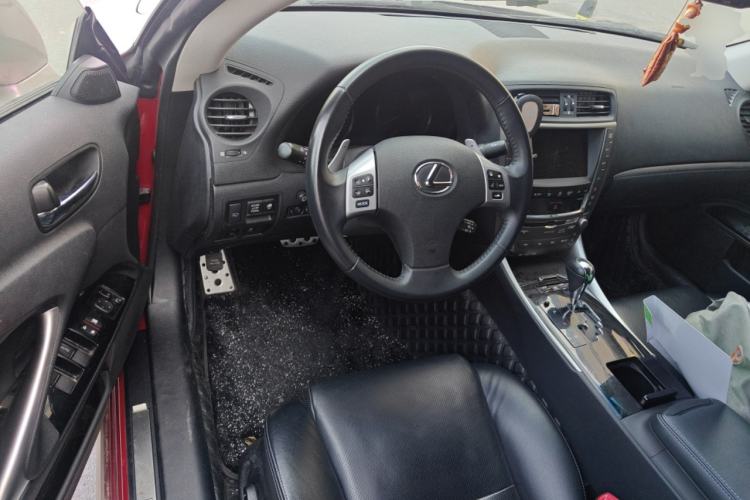 Used Lexus IS 2011 250C