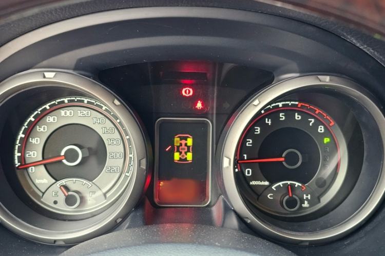 Used Mitsubishi Pajero 2016 3.0L Automatic Prestige Version China V Standard