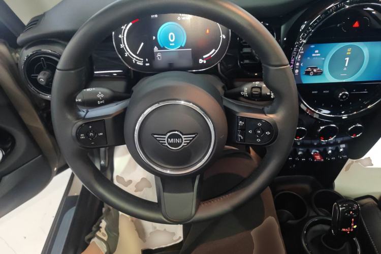 Used MINI 2023 Updated 1.5T COOPER Artist
