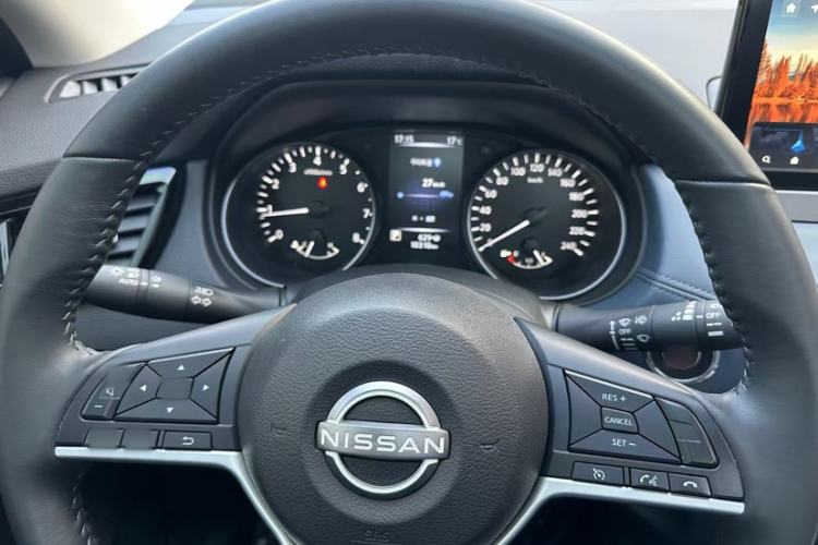 Used Nissan Qashqai 2025 Honor 2.0L CVT XV+ Leading Edition