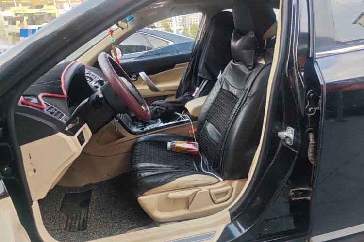 Used CHANGAN Raeton 2016 1.8T Automatic Smart Enjoyment Deluxe Model Left Front Seat