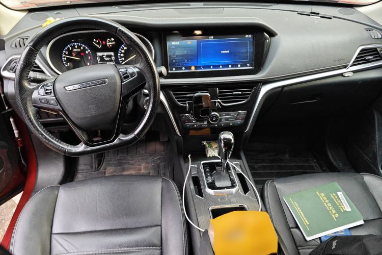 Used Venucia T90 2017 2.0L CVT Smart Edition
