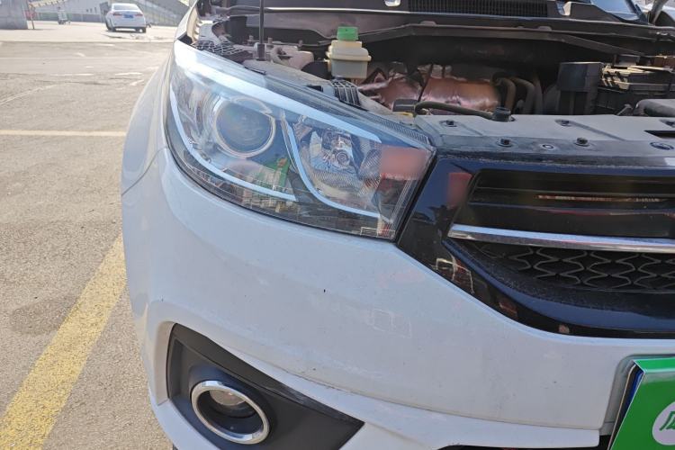 Used Chery Tiggo 3 2016 1.6L Manual Fashion Edition Right Front Headlight