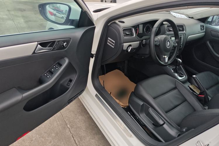 Used Volkswagen Sagitar 2014 1.4TSI Automatic Luxury Model