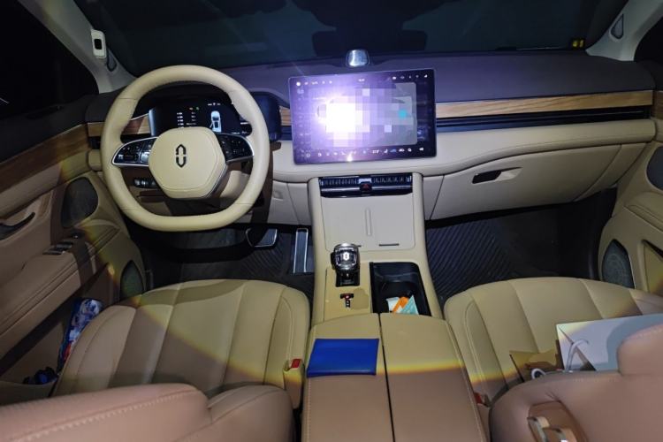 Used Hima AITO M7 2024 1.5T Intelligent Driving 4WD Max Edition 5 Seats Center Console