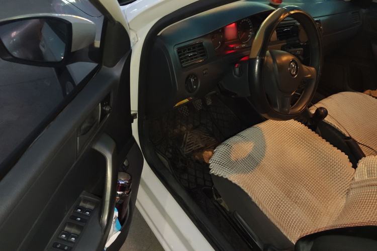 Used Volkswagen Santana 2019 1.5L Manual Fashion Edition China VI Standard
