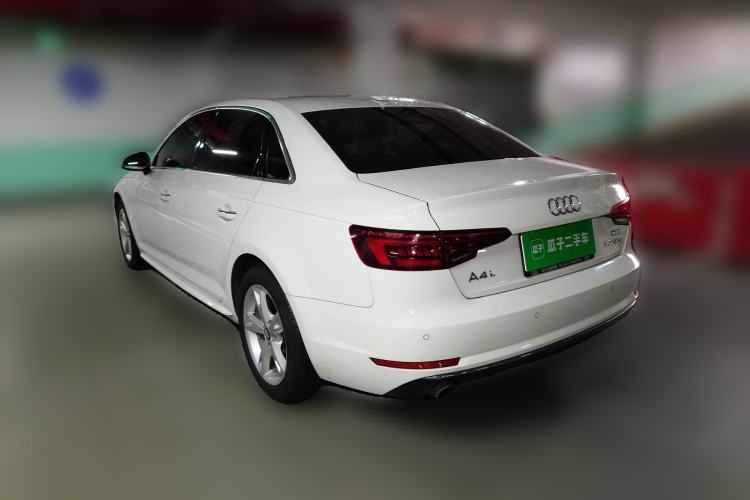 Used Audi A4L 2018 30th Anniversary Edition 30 TFSI Ambition Model
