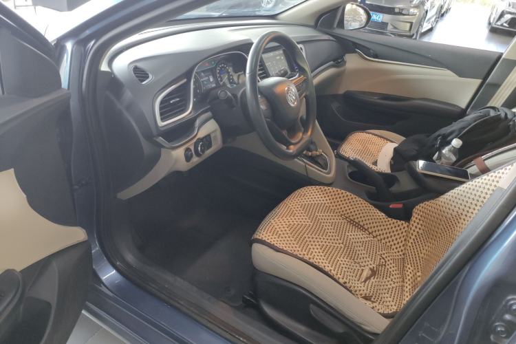 Used Buick GT 2015 15N Automatic Elite Version
