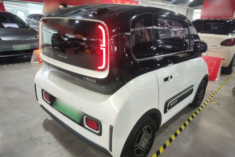 Used Baojun E300 2020 Starry Intelligence Edition Rear Right 45 Deg