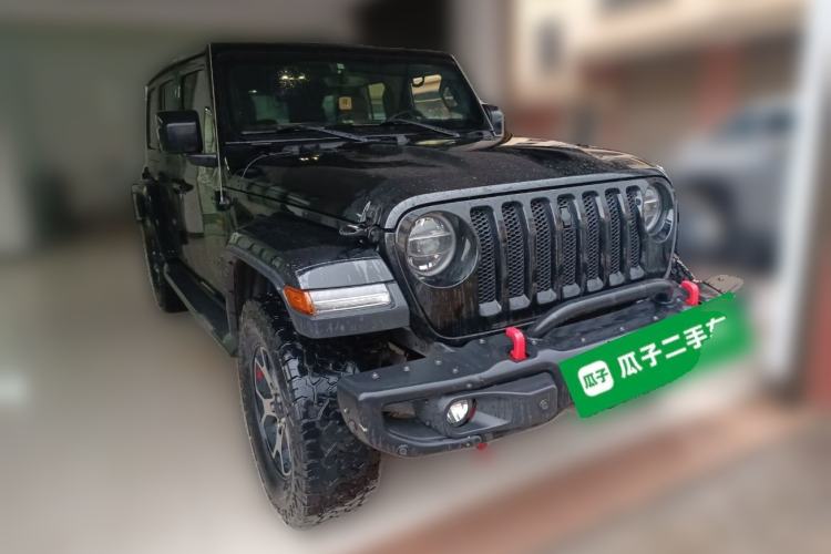 Used Jeep Wrangler 2019 2.0T Sahara Four-Door Version China VI Emission Standard Front Right 45 Deg