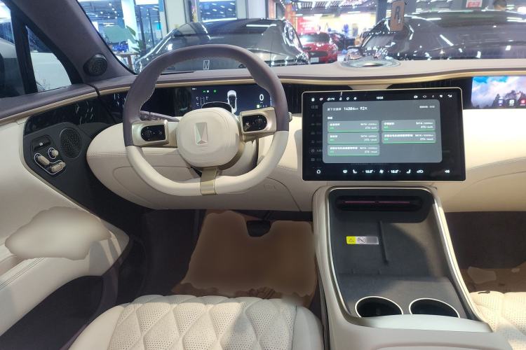 Used Avatr 11 2025 Night Rider Edition Steering Wheel