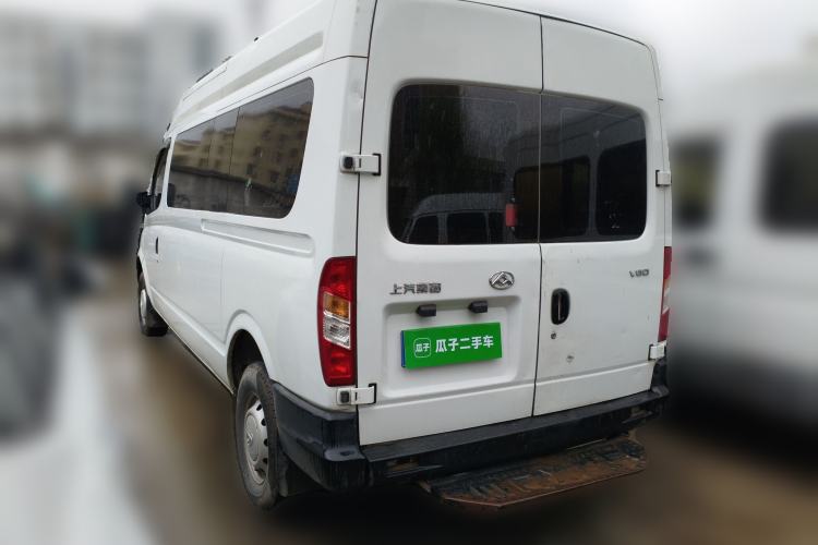 Used SAIC MAXUS Xintu V80 2019 2.5T Classic Model 6-Speed Manual Aotong Long Wheelbase Mid-Height 7-Seater