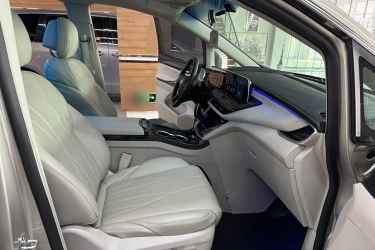 Used Buick GL8 2023 ES Lu Zun Comfort Model