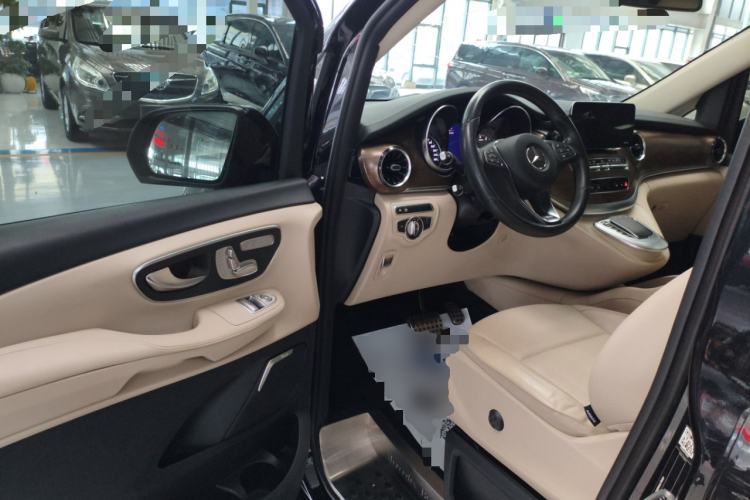 Used Mercedes-Benz V-Class 2020 V 260 Prestige Edition
