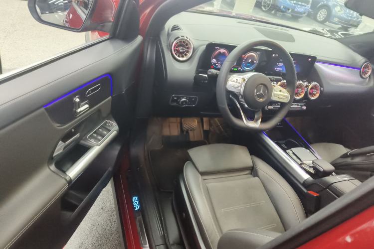 Used Mercedes-Benz EQA 2022 EQA 300 4MATIC Launch Edition
