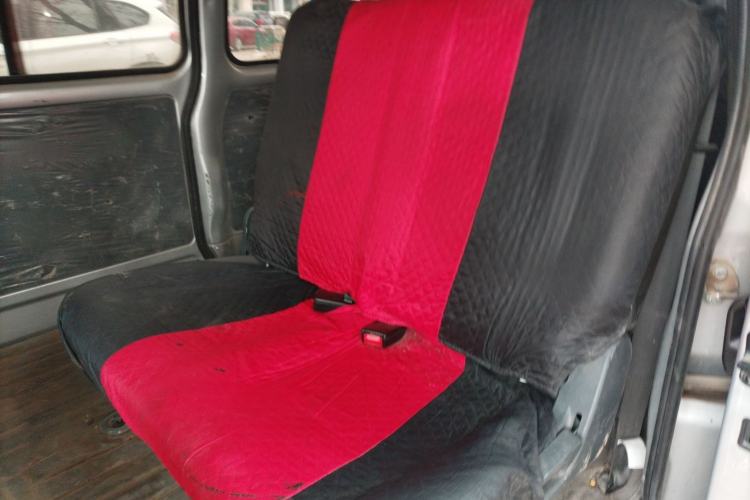 Used Wuling Zhiguang 2020 1.2L Practical Model China VI LSI Left Rear Seat