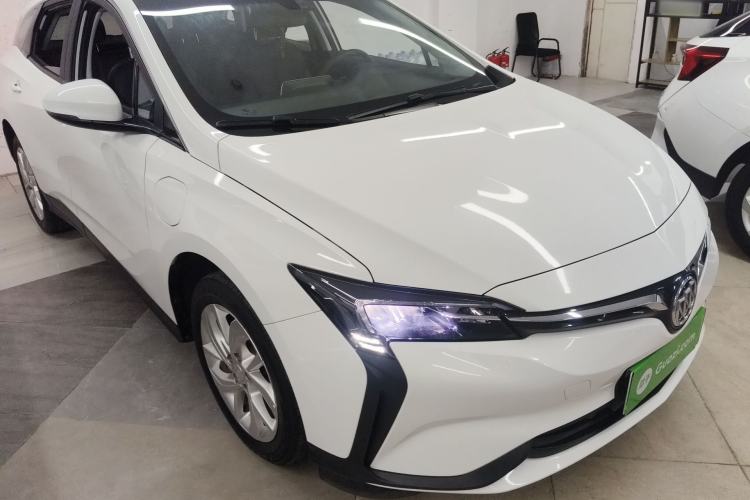 Used Buick Velite 6 2023 430km Range Commuter Version
