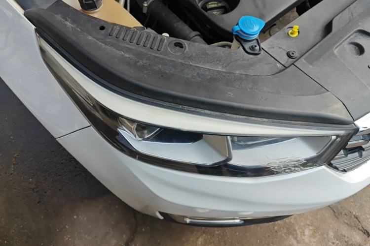 Used Changan CS55 2018 1.5T Manual Colorful Model China V Standard