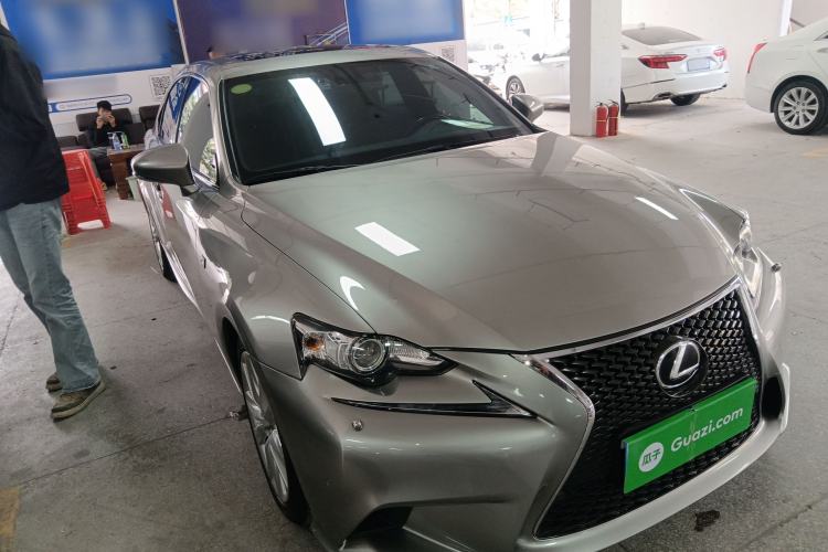 Used Lexus IS 2015 200t F SPORT