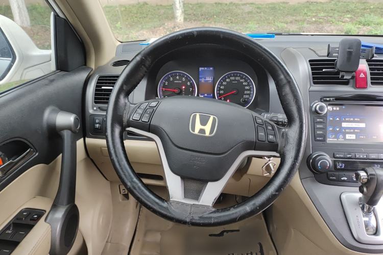 Used Honda CR-V 2010 2.4L automatic four-wheel drive luxury version