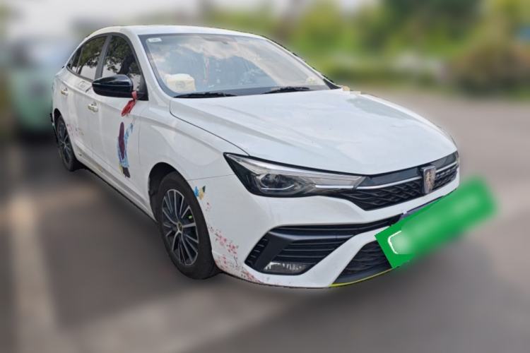 Used Roewe i5 2021 1.5L CVT Platinum Edition Front Right 45 Deg