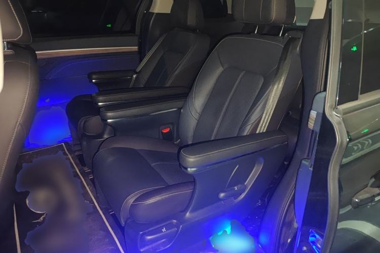 Used GAC Trumpchi M8 2023 Lingxiu Series 390T Deluxe Edition Left Rear Seat