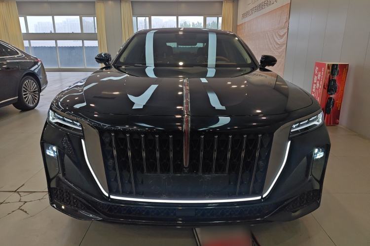 Used Hongqi H9 2024 2.0T Qixiang Private Style Edition Front