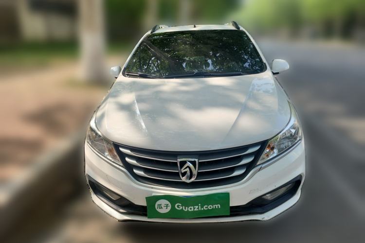 Used Baojun 310 2016 1.2L manual Comfort trim level Front