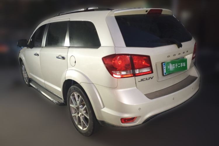 Used Dodge Journey 2013 2.4L Two-Wheel Drive Luxury Version
