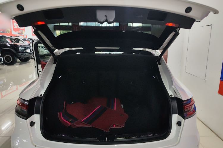 Used Porsche Macan 2021 Macan 2.0T