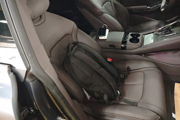 Used Denza Z9 2024 1100 km Four-Wheel Drive Max Version