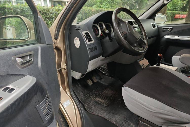 Used Foton MP-X E 2014 2.0L Wealth Express Classic Edition 4G63