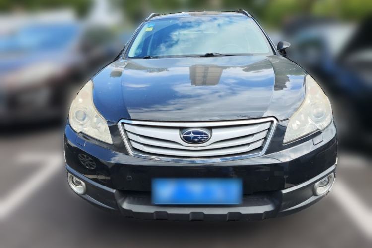 Used Subaru Outback 2010 2.5i Luxury Edition Front