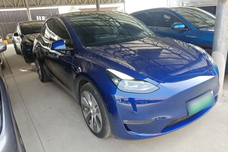 Used Tesla Model Y 2021 Long-Range All-Wheel-Drive Version