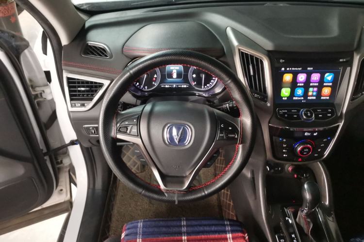 Used CHANGAN CS75 2017 Shangkui Edition 1.5T Automatic Fengxiang Model
