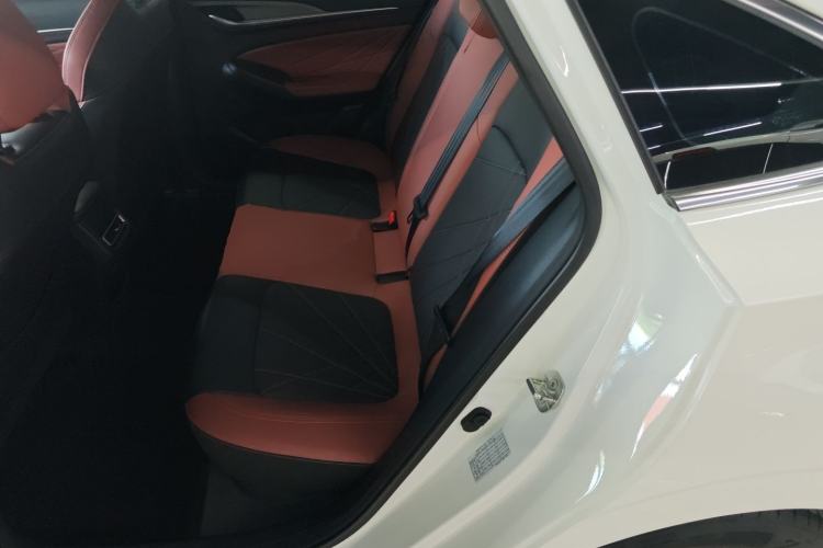 Used CHANGAN Eado 2023 Changan Edition PLUS Blue Whale NE 1.4T GDI DCT Prestige Version
