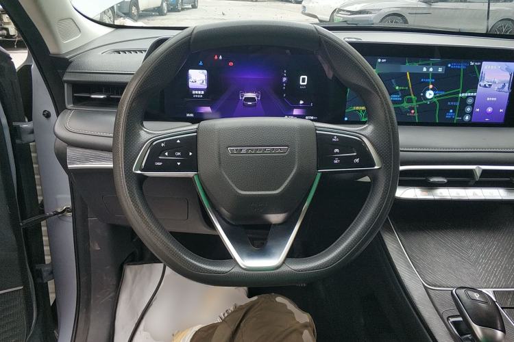 Used Venucia V 2021 260T Idol Edition