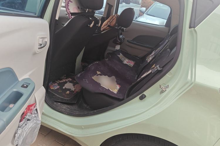 Used CHANGAN OSHAN Benni E-Star 2021 National Edition Colorful Version Lithium Iron Phosphate (31.18 kWh) Left Rear Seat