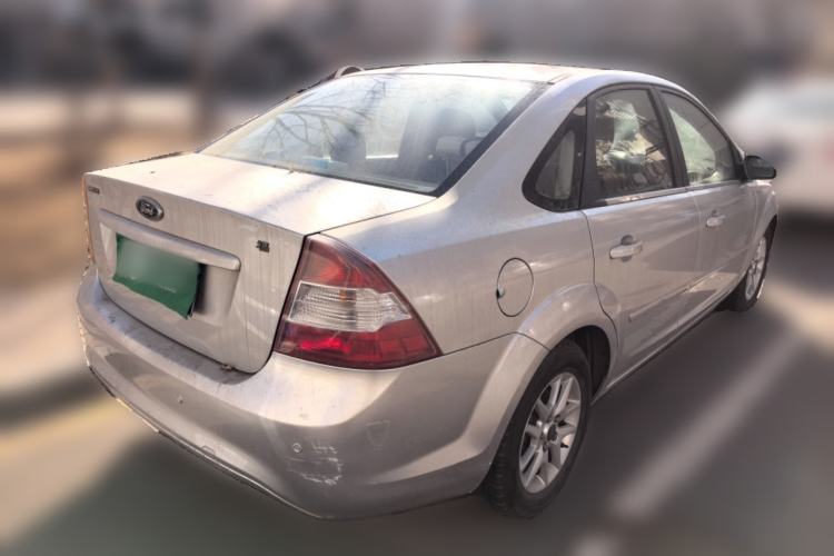 Used Ford Focus 2011 Sedan 1.8L Manual Comfort Model
