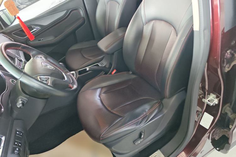 Used Baojun 560 2016 1.8L Manual Luxury Edition
