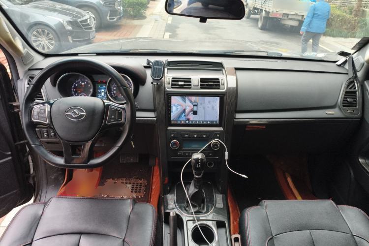 Used Huanghai N3 2017 2.4T Automatic Two-Wheel Drive Supreme Edition 4K22D4T
