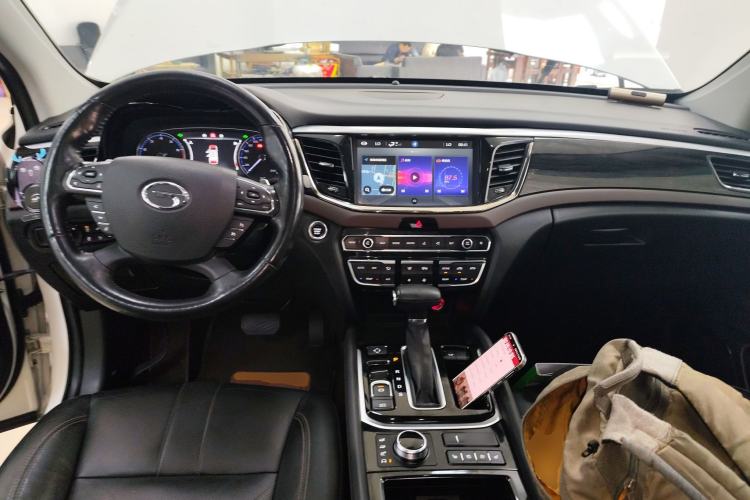 Used GAC Trumpchi GS8 2017 320T Four-Wheel Drive Luxury Smart Connectivity Version (7 Seats)