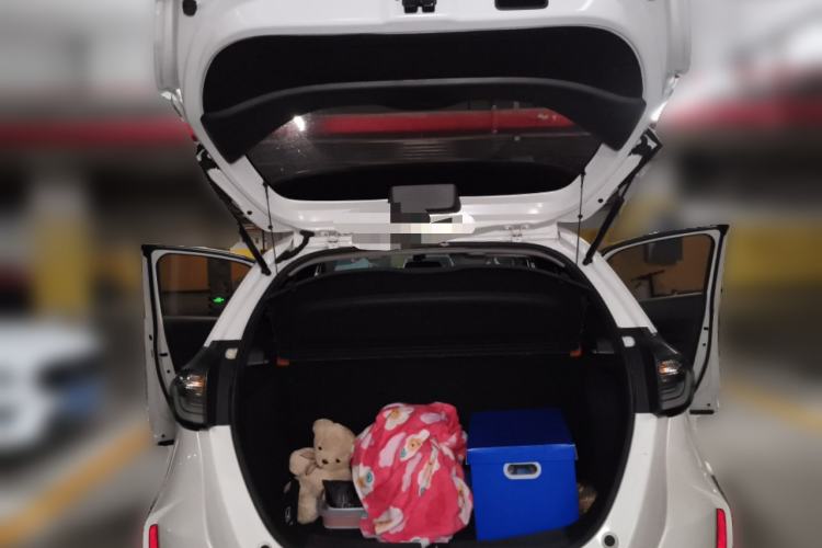 Used Honda LIFE 2021 1.5L CVT SPORT Heartbeat Edition Trunk