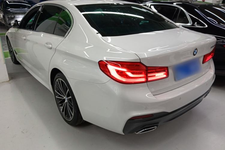 Used BMW 5 Series 2020 530Li Leading Model M Sport Package Exterior 2