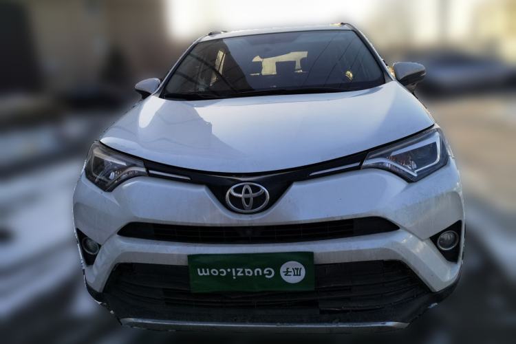 Used Toyota RAV4 2016 2.0L CVT 4x4 New Edition China V Standard