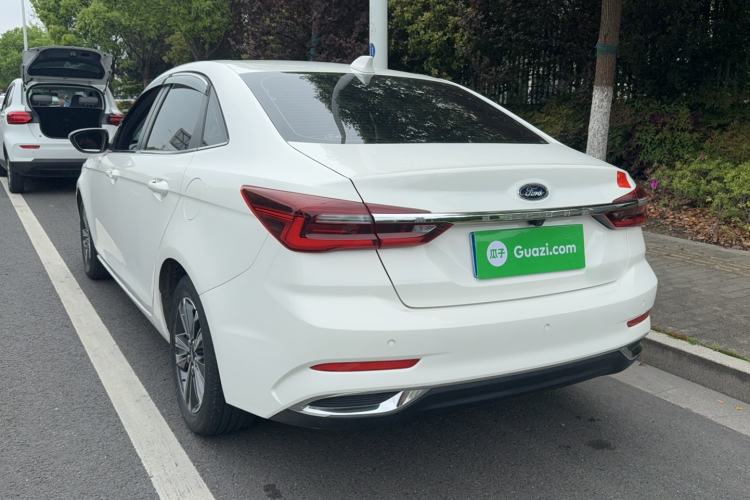 Used Ford Escort 2021 1.5L Automatic Diamond Edition Exterior 1