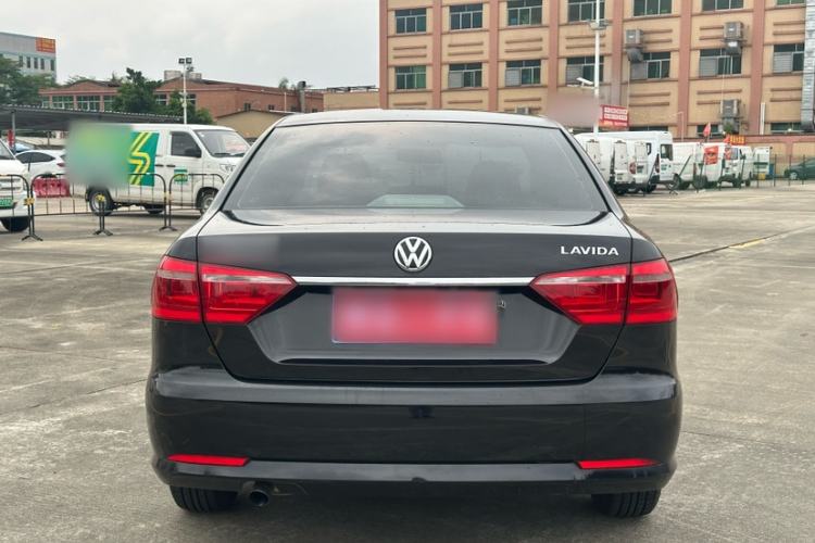 Used Volkswagen Lavida 2013 Revised Classic 1.6L Automatic Fashion Edition