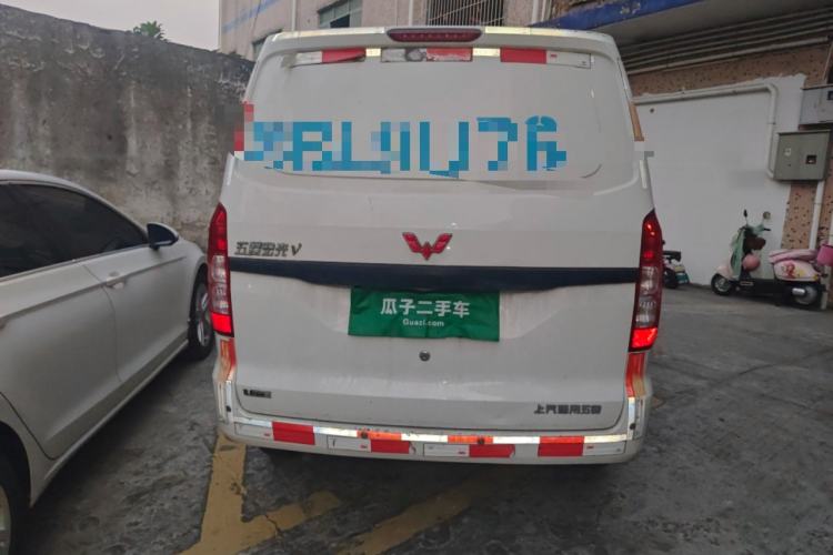 Used Wuling Hongguang V 2019 1.5L Base Window-Sealed Vehicle China VI LAR